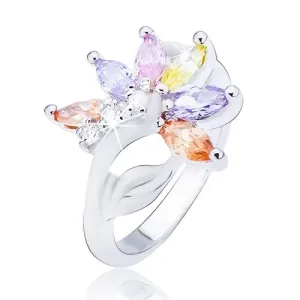 Błyszczący srebrny pierścionek, kwiat z kolorowymi cyrkoniowymi płatkami - Rozmiar : 59