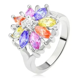 Lśniący pierścionek srebrnego koloru, kolorowy kwiat ze szlifowanych kamyczków - Rozmiar : 49
