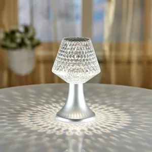 Lampka dotykowa Kryształ - srebrna