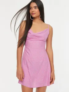 Trendyol Sukienka Różowy #237454